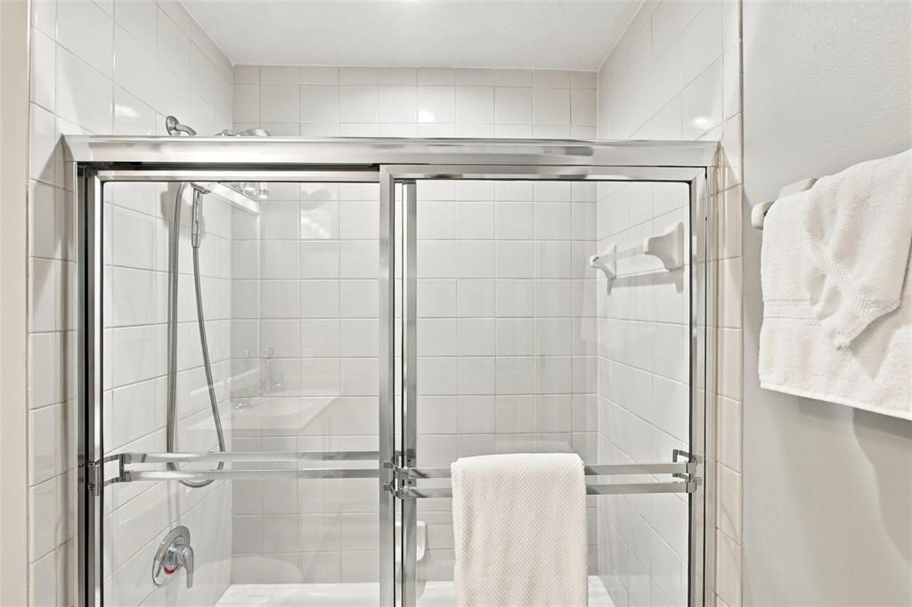 En Venta: $675,000 (3 camas, 2 baños, 1456 Pies cuadrados)