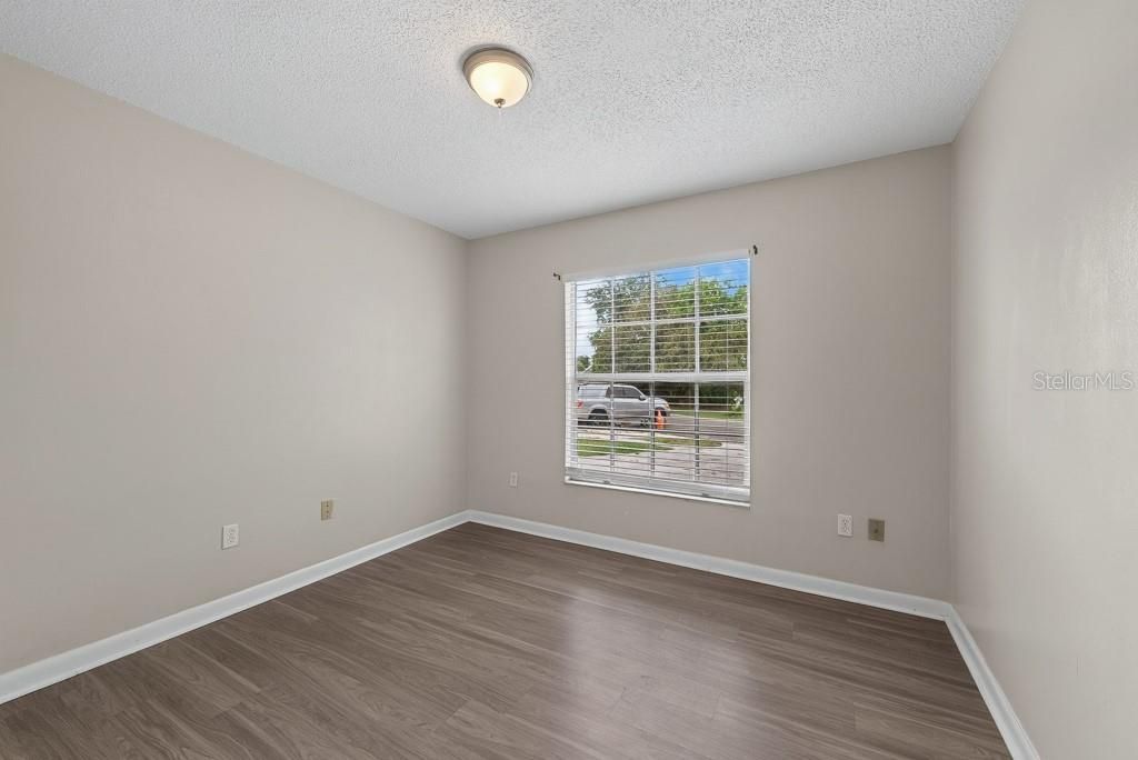 For Sale: $300,000 (3 beds, 2 baths, 1169 Square Feet)