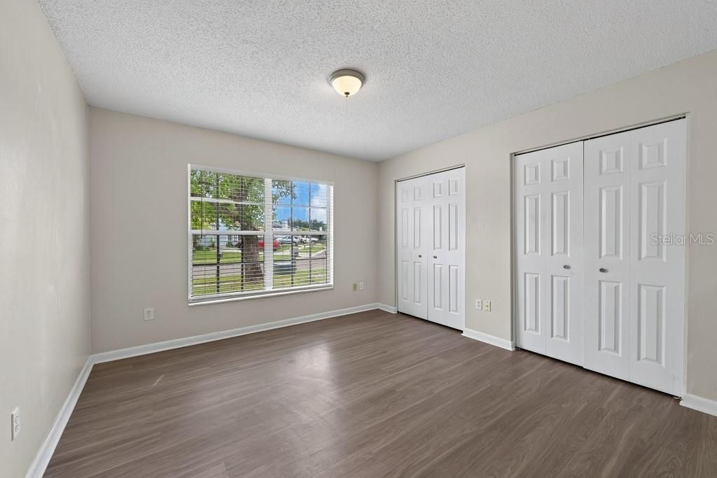 For Sale: $300,000 (3 beds, 2 baths, 1169 Square Feet)