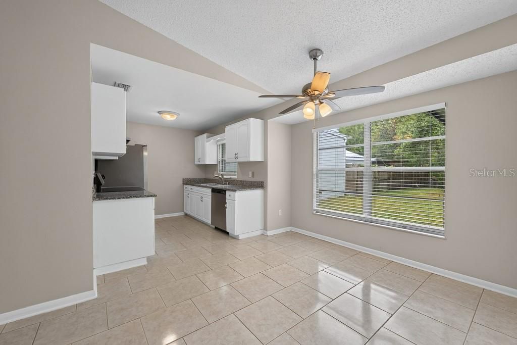 For Sale: $300,000 (3 beds, 2 baths, 1169 Square Feet)
