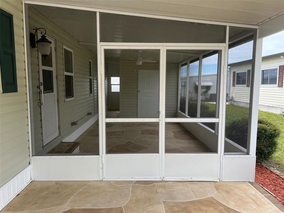 En Venta: $122,500 (2 camas, 2 baños, 888 Pies cuadrados)