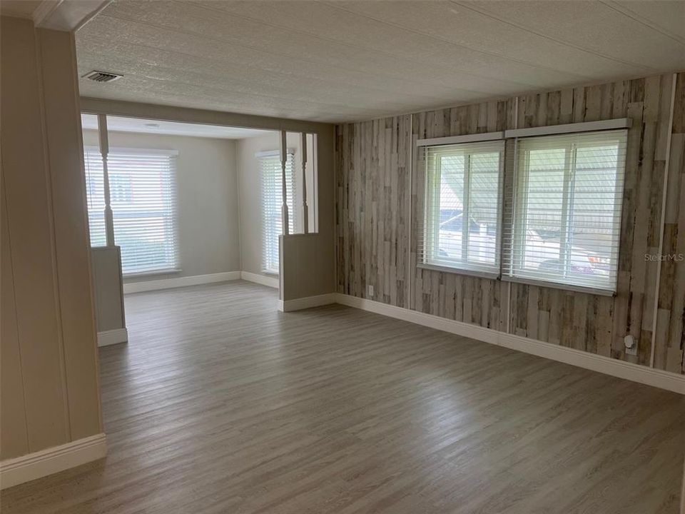 En Venta: $122,500 (2 camas, 2 baños, 888 Pies cuadrados)