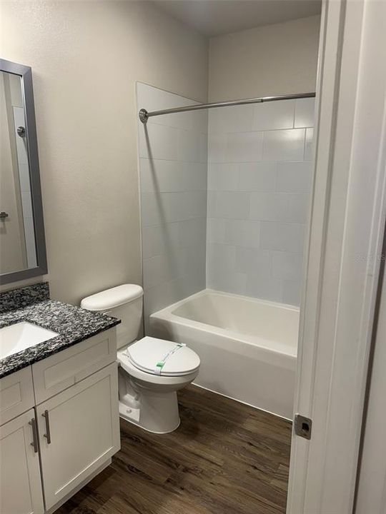 For Rent: $1,495 (1 beds, 1 baths, 871 Square Feet)