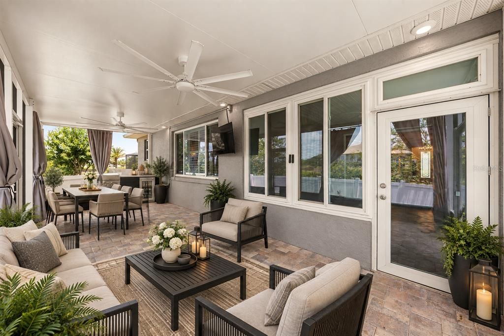 En Venta: $394,788 (3 camas, 2 baños, 2225 Pies cuadrados)