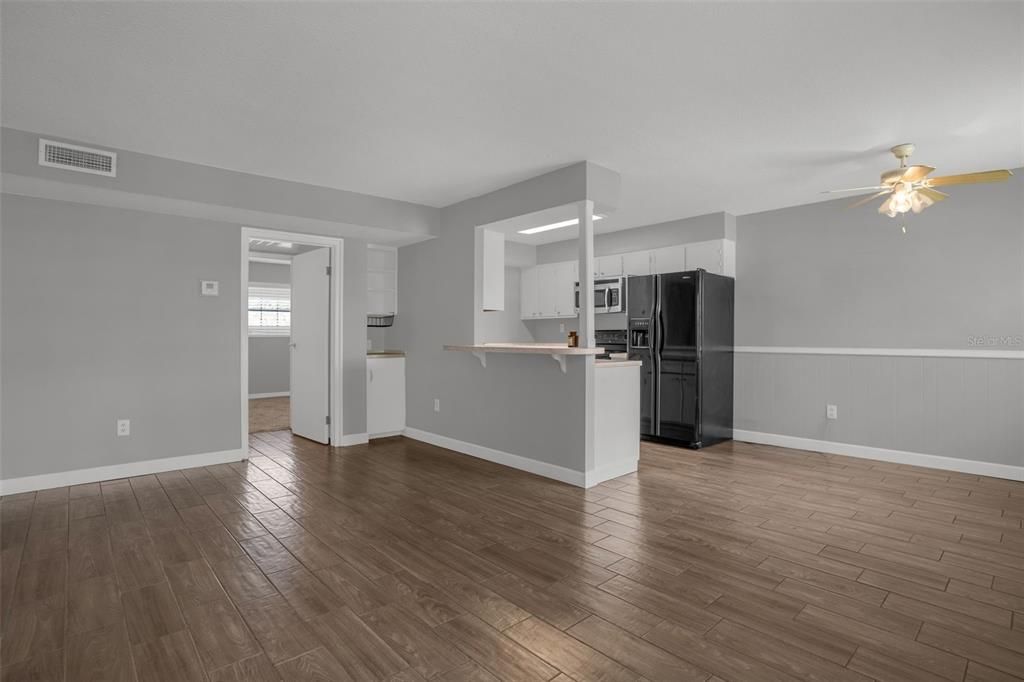 For Rent: $1,500 (1 beds, 1 baths, 632 Square Feet)
