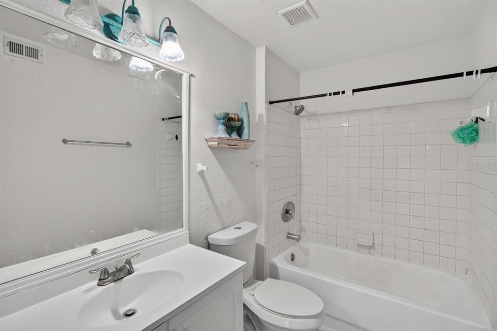En Venta: $114,900 (1 camas, 1 baños, 674 Pies cuadrados)