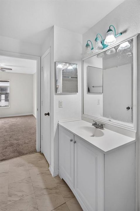 En Venta: $114,900 (1 camas, 1 baños, 674 Pies cuadrados)