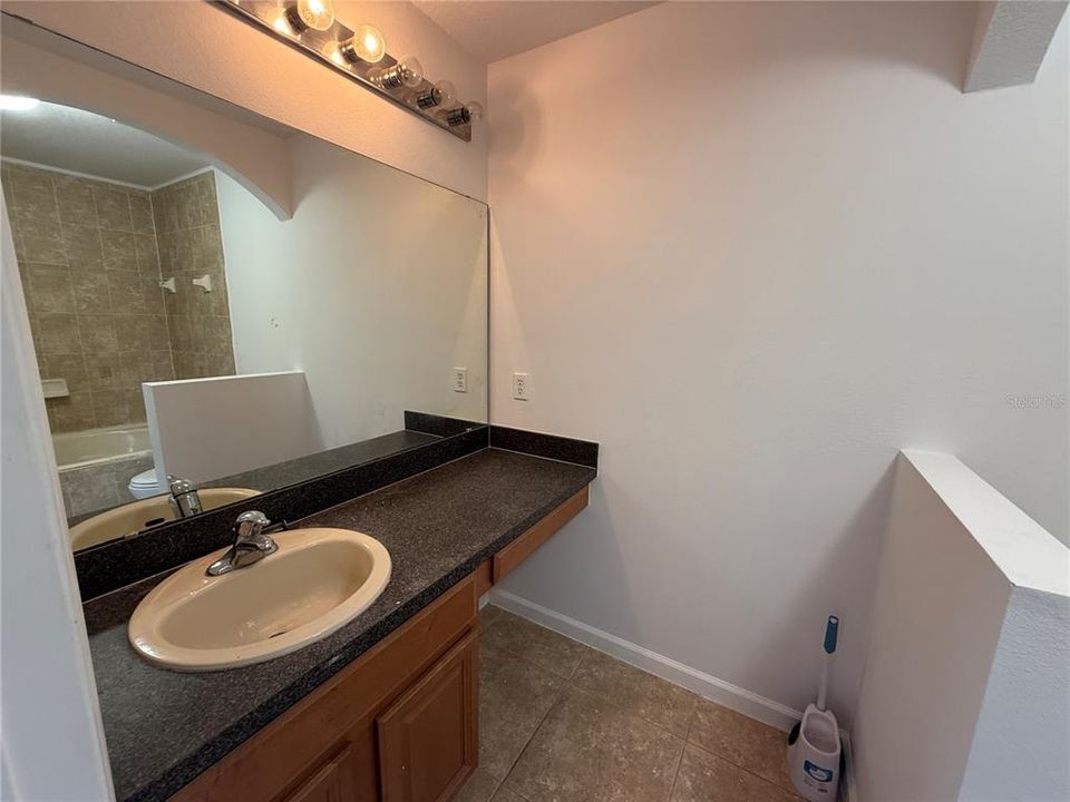 En Venta: $289,900 (2 camas, 2 baños, 1258 Pies cuadrados)