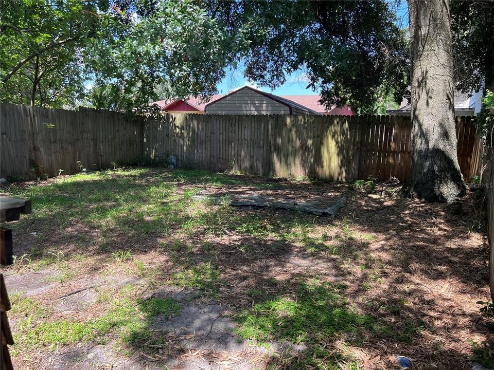 For Rent: $1,195 (1 beds, 1 baths, 400 Square Feet)