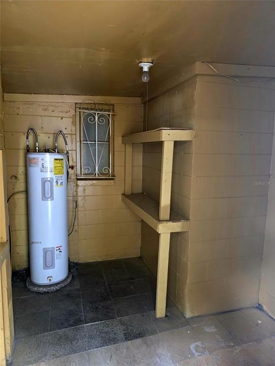 На продажу: $387,999 (3 спален, 2 ванн, 1269 Квадратных фут)