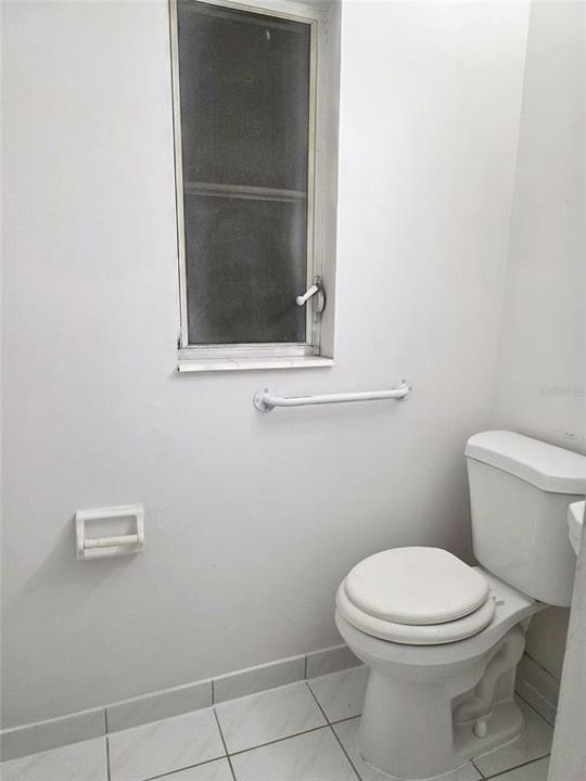 На продажу: $387,999 (3 спален, 2 ванн, 1269 Квадратных фут)