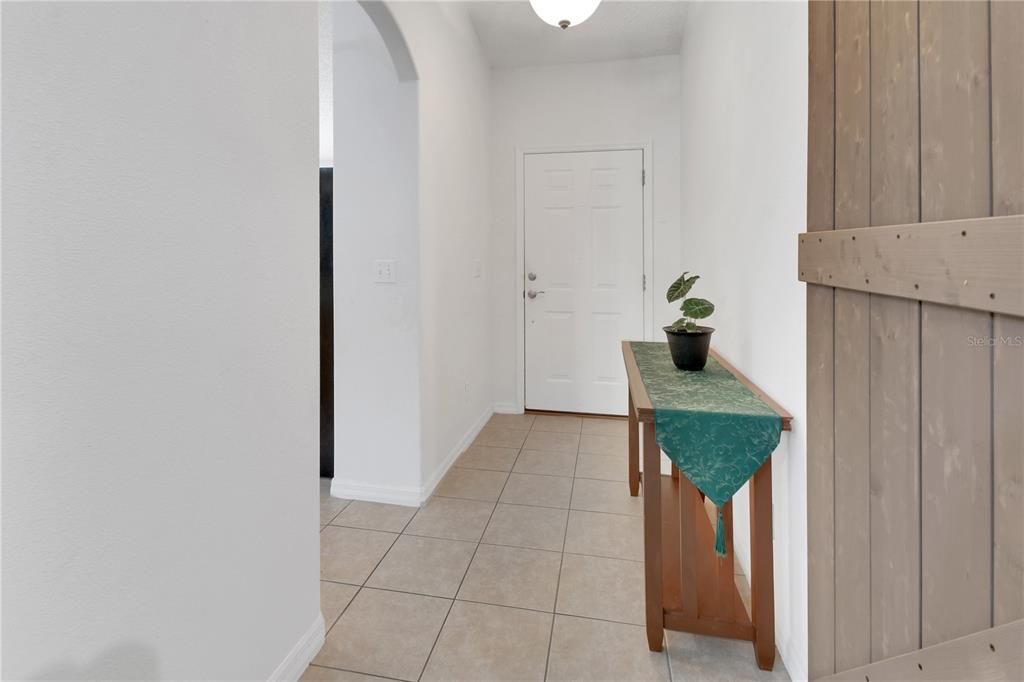 En Venta: $309,900 (4 camas, 2 baños, 1858 Pies cuadrados)