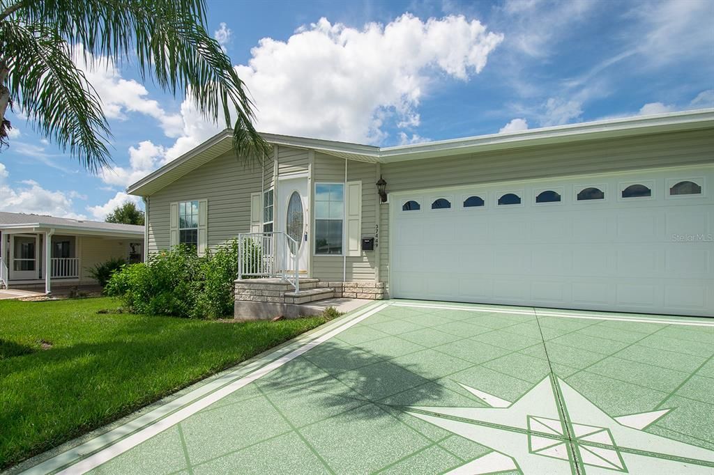 For Sale: $250,000 (2 beds, 2 baths, 1428 Square Feet)