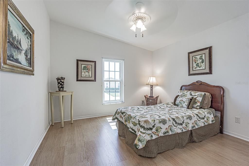 For Sale: $250,000 (2 beds, 2 baths, 1428 Square Feet)