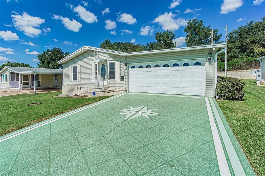 For Sale: $250,000 (2 beds, 2 baths, 1428 Square Feet)