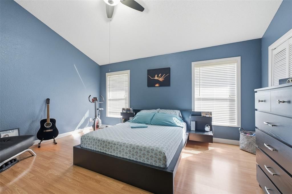 For Sale: $285,000 (3 beds, 2 baths, 1450 Square Feet)