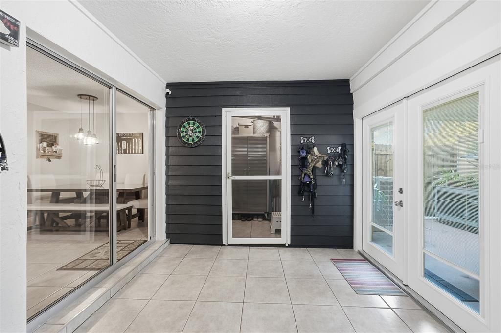 For Sale: $285,000 (3 beds, 2 baths, 1450 Square Feet)