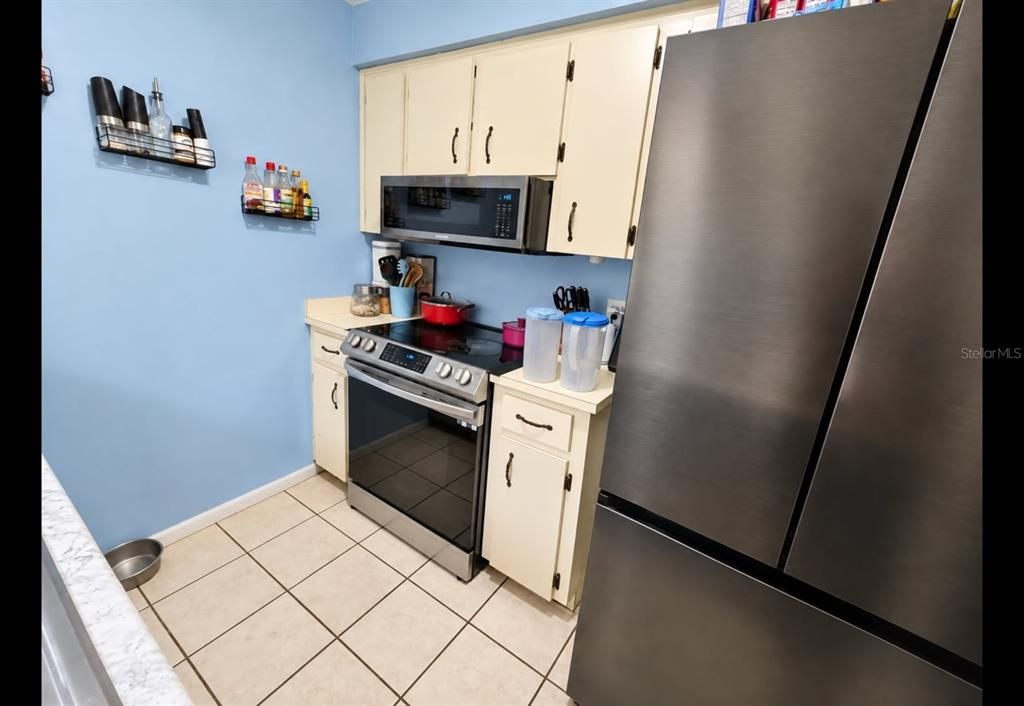 Activo con contrato: $179,999 (3 camas, 2 baños, 1036 Pies cuadrados)