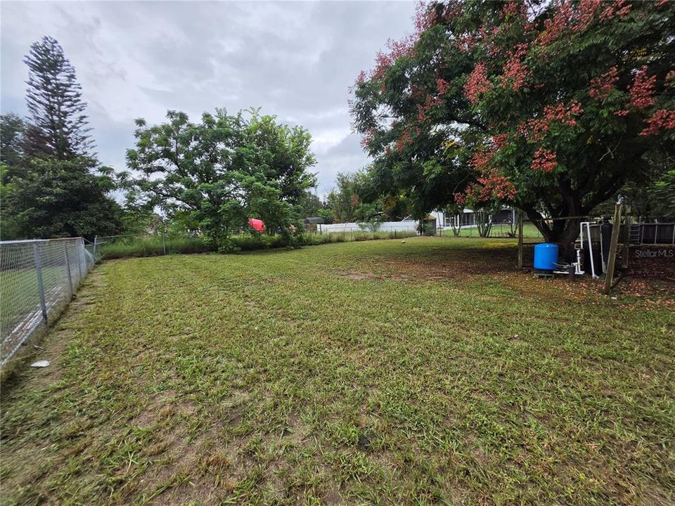 Activo con contrato: $179,999 (3 camas, 2 baños, 1036 Pies cuadrados)