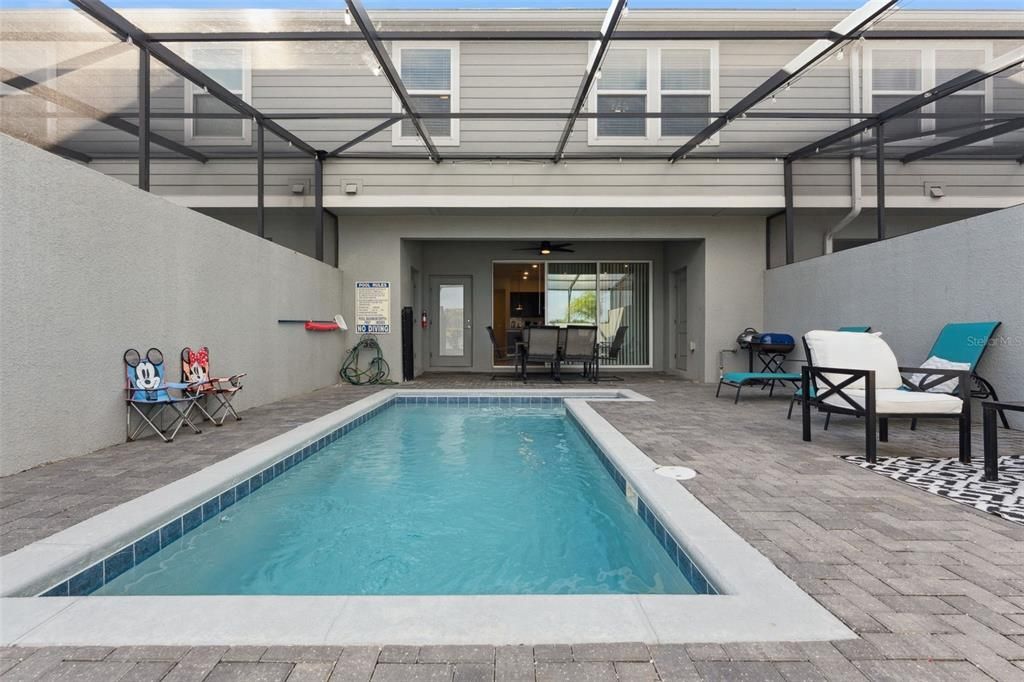 En Venta: $444,000 (5 camas, 4 baños, 2281 Pies cuadrados)