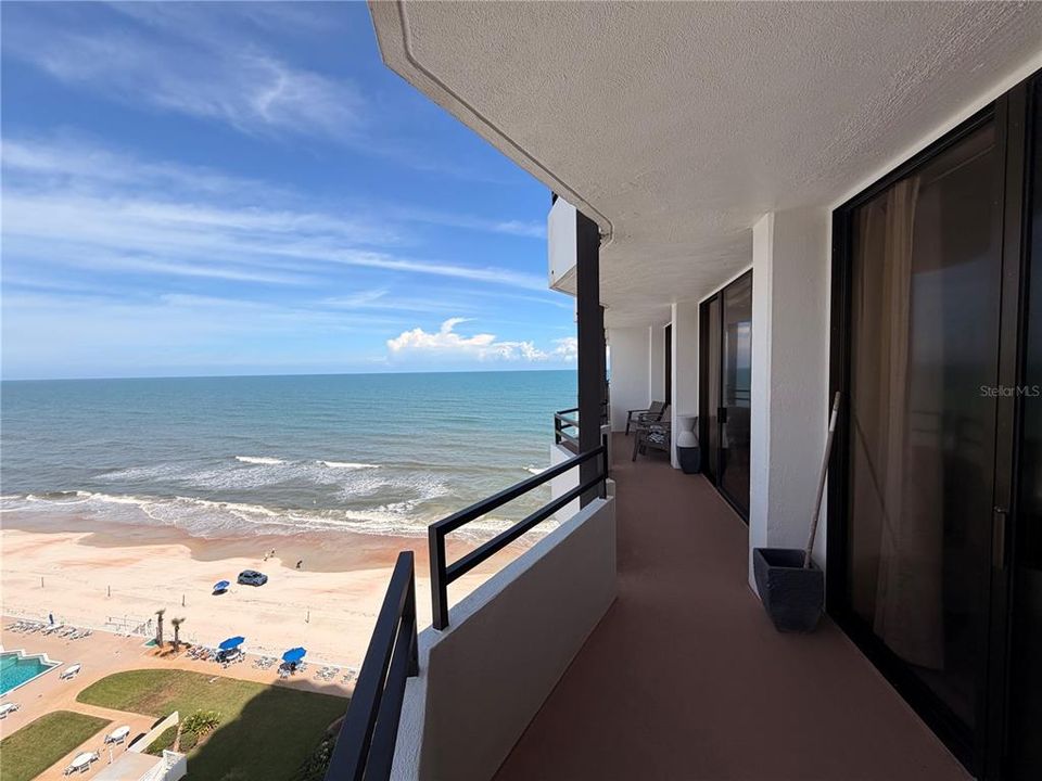 For Rent: $3,000 (2 beds, 2 baths, 1103 Square Feet)