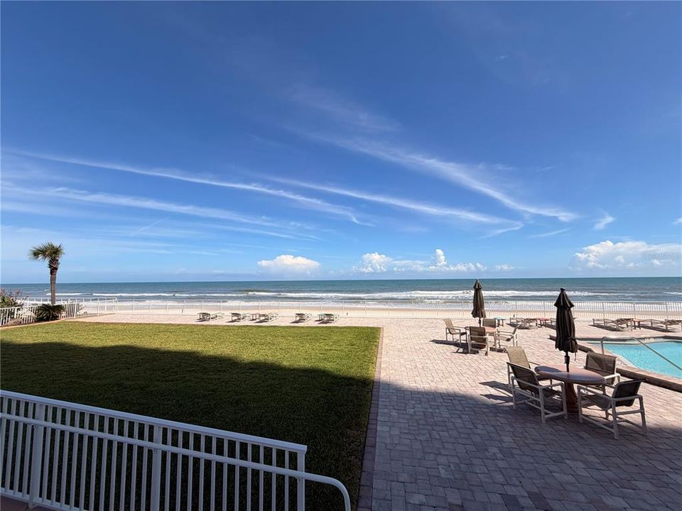 For Rent: $3,000 (2 beds, 2 baths, 1103 Square Feet)
