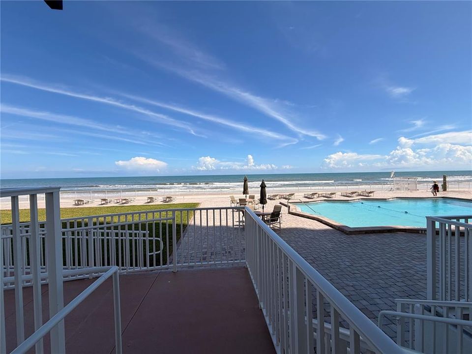 For Rent: $3,000 (2 beds, 2 baths, 1103 Square Feet)