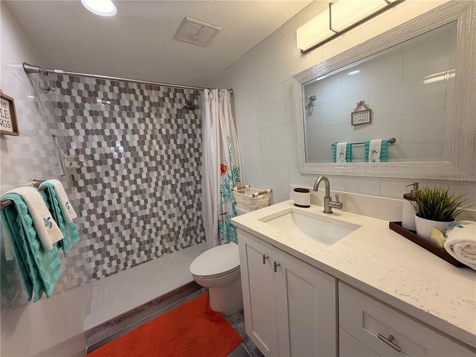 For Rent: $3,000 (2 beds, 2 baths, 1103 Square Feet)