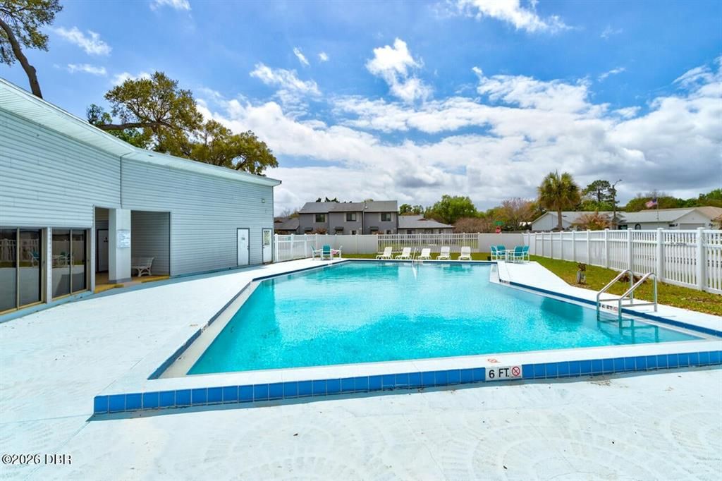 For Sale: $186,000 (3 beds, 2 baths, 1305 Square Feet)