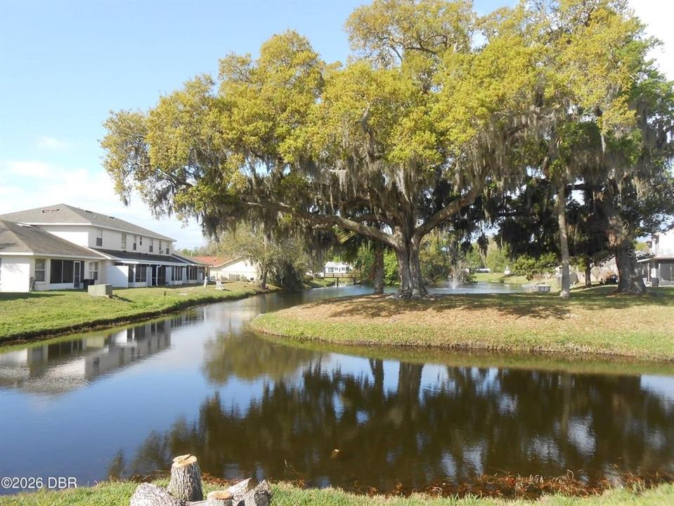 For Sale: $186,000 (3 beds, 2 baths, 1305 Square Feet)