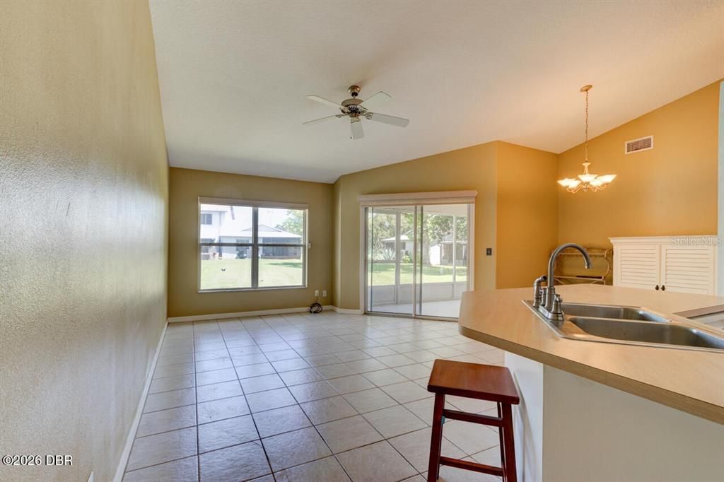 For Sale: $186,000 (3 beds, 2 baths, 1305 Square Feet)