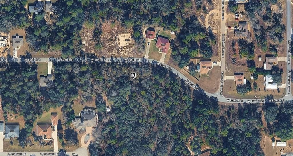 На продажу: $16,400 (0.25 acres)