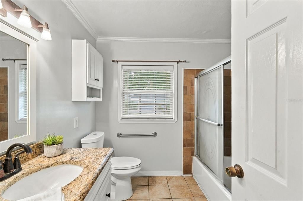 На продажу: $439,500 (4 спален, 2 ванн, 2058 Квадратных фут)