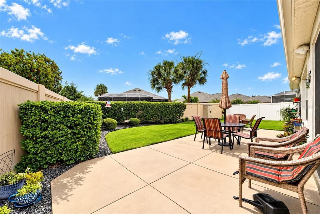 For Sale: $535,000 (3 beds, 2 baths, 1587 Square Feet)