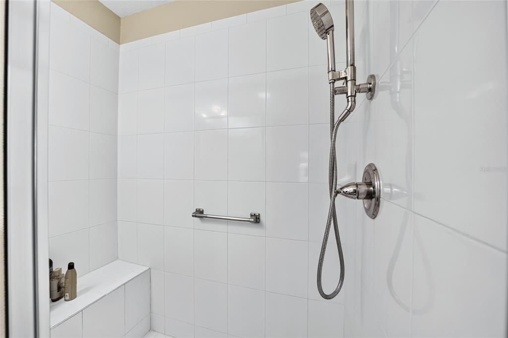 For Sale: $535,000 (3 beds, 2 baths, 1587 Square Feet)