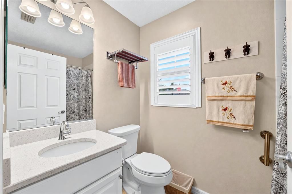 For Sale: $535,000 (3 beds, 2 baths, 1587 Square Feet)