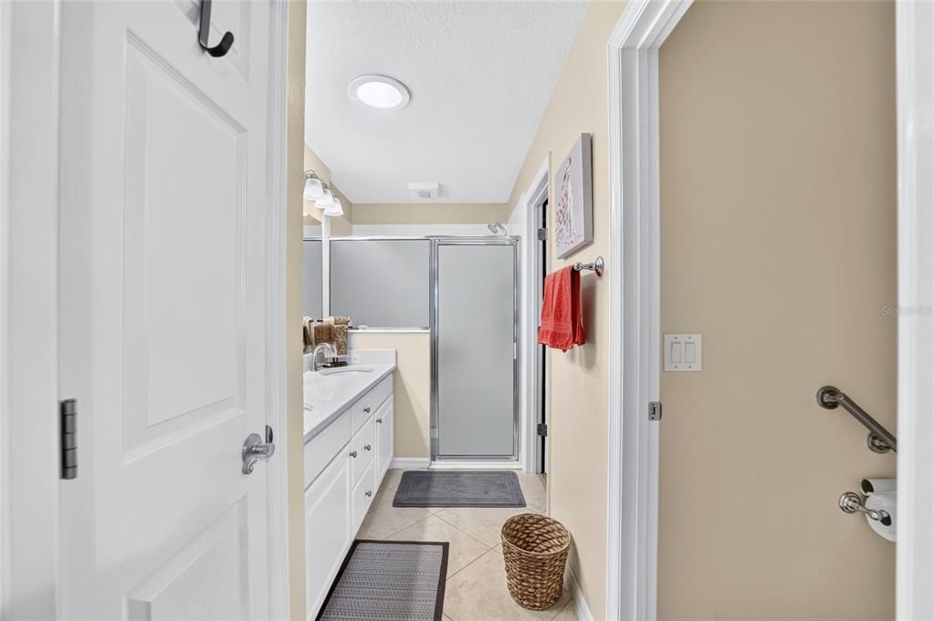 For Sale: $535,000 (3 beds, 2 baths, 1587 Square Feet)