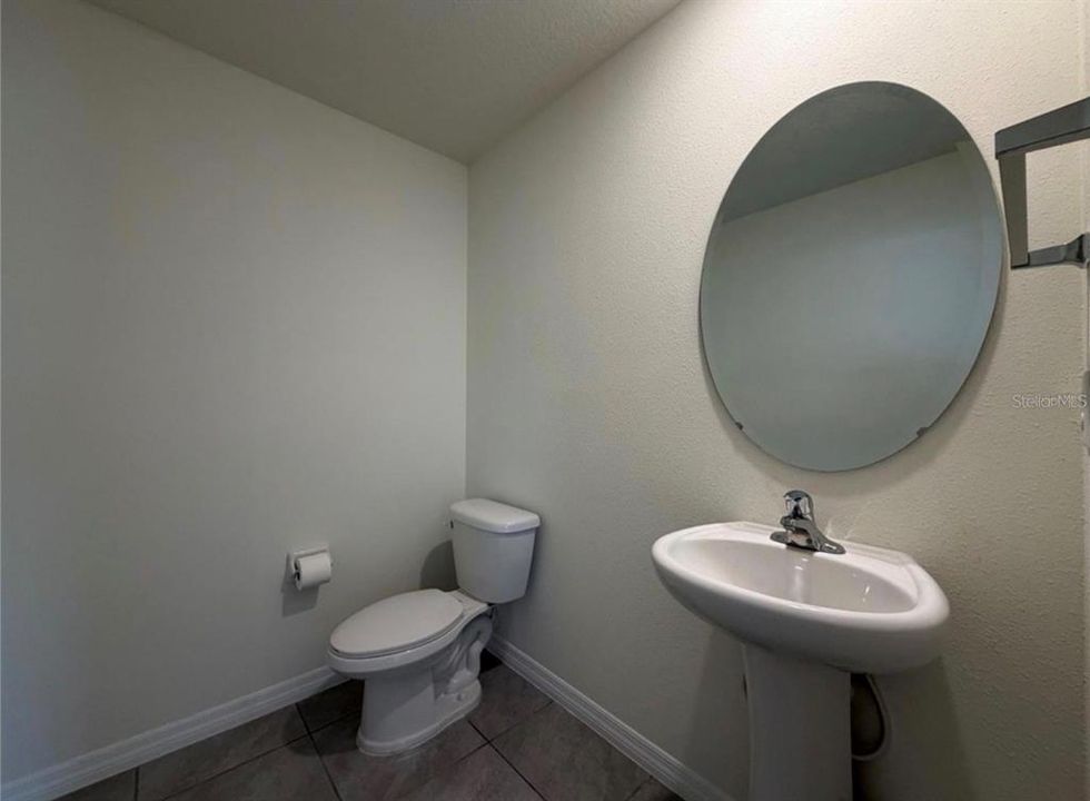 For Rent: $2,500 (4 beds, 2 baths, 2328 Square Feet)