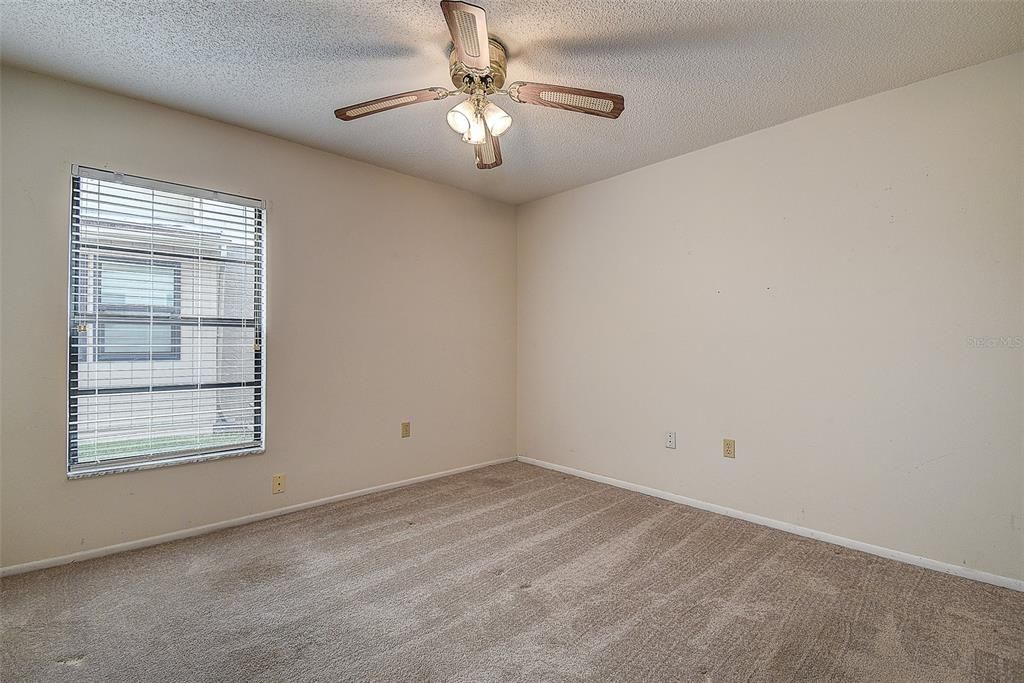 For Sale: $450,000 (2 beds, 2 baths, 1631 Square Feet)