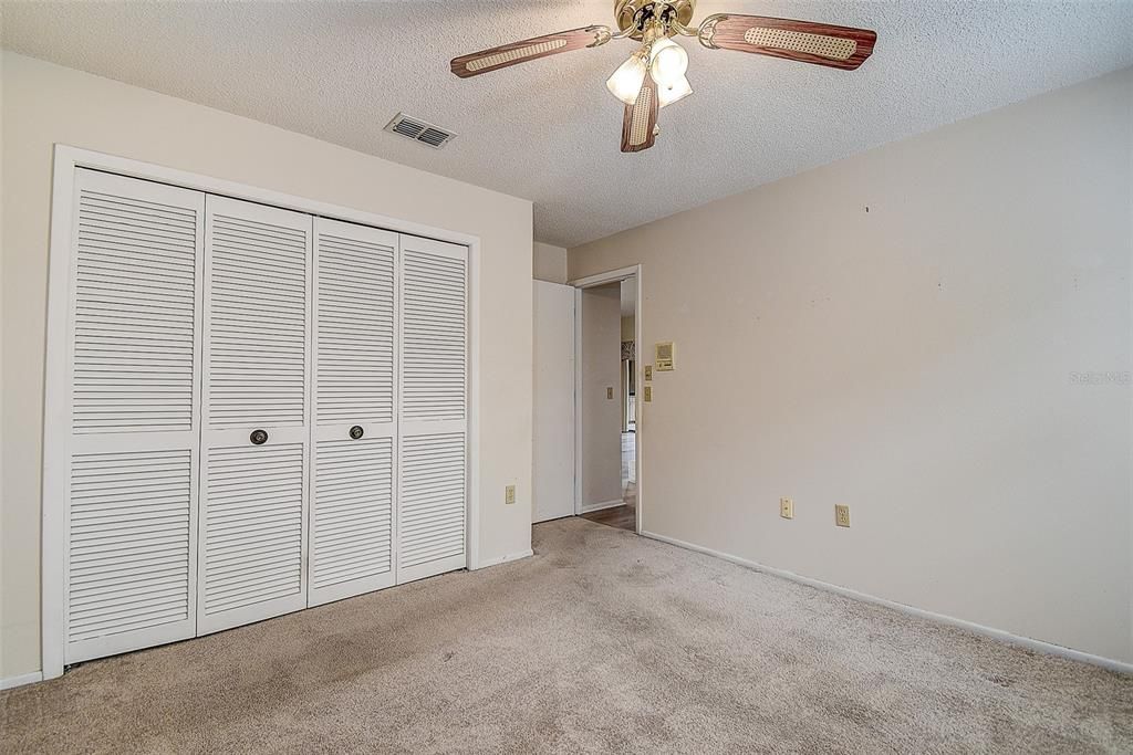 For Sale: $450,000 (2 beds, 2 baths, 1631 Square Feet)