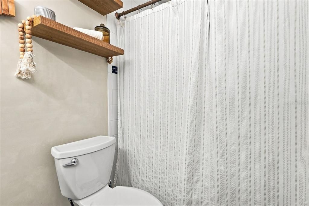 На продажу: $415,000 (3 спален, 2 ванн, 1515 Квадратных фут)