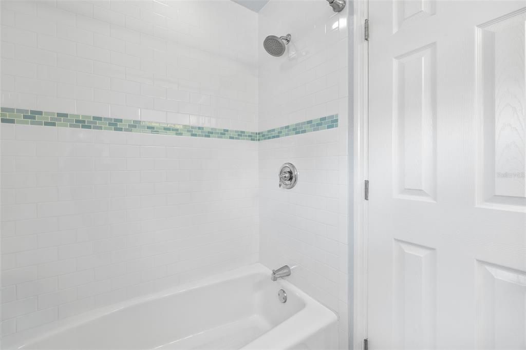 Activo con contrato: $499,000 (3 camas, 2 baños, 1534 Pies cuadrados)