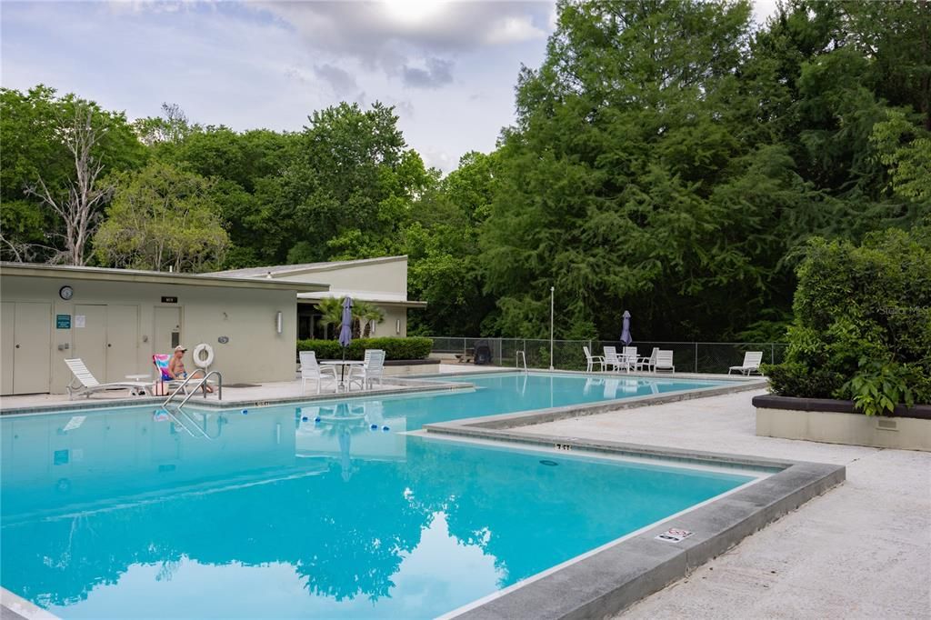 For Sale: $197,000 (2 beds, 1 baths, 1283 Square Feet)