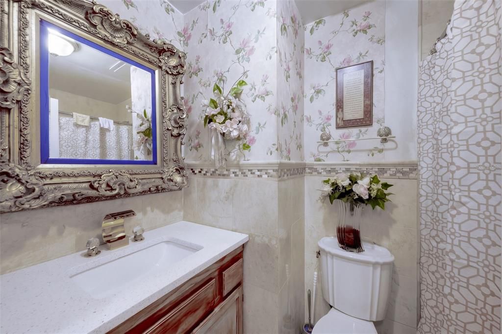 En Venta: $375,000 (3 camas, 2 baños, 1563 Pies cuadrados)