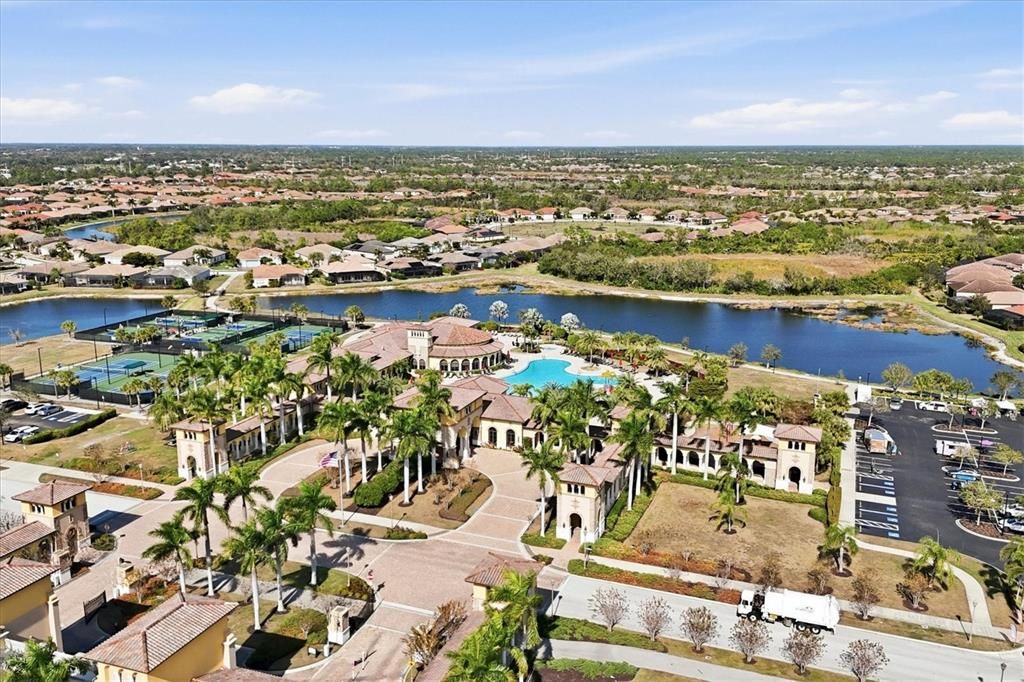 На продажу: $365,000 (3 спален, 2 ванн, 1681 Квадратных фут)