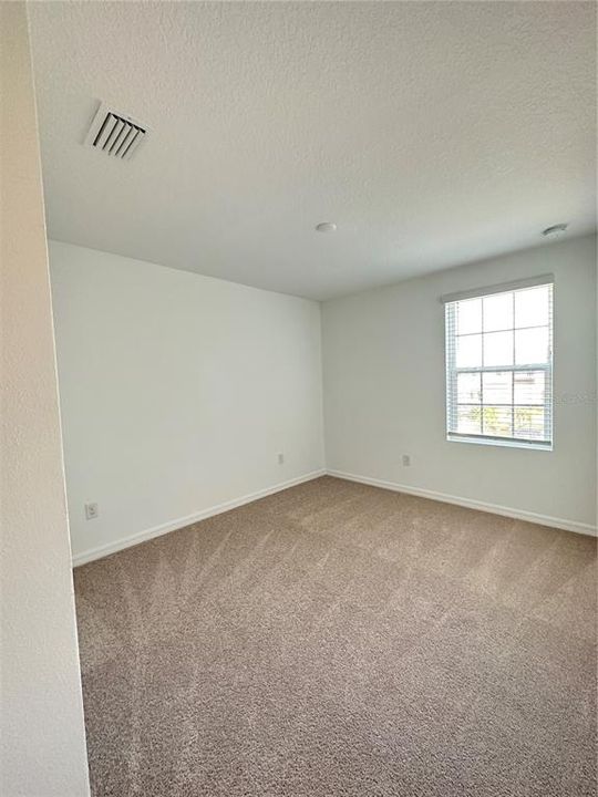 В аренду: $2,200 (3 спален, 2 ванн, 1373 Квадратных фут)