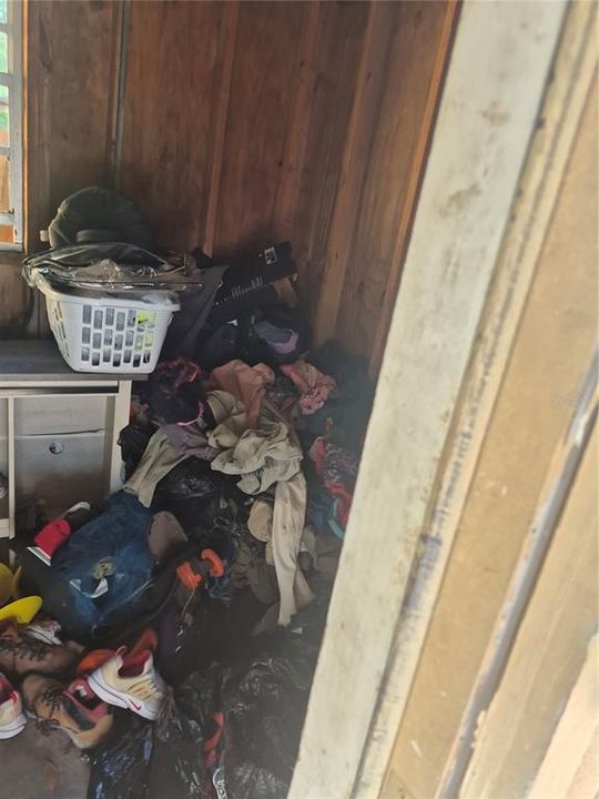 Activo con contrato: $220,000 (2 camas, 1 baños, 960 Pies cuadrados)