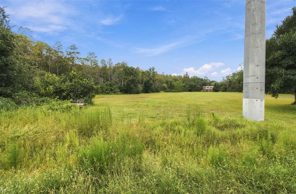 На продажу: $4,875,000 (6.60 acres)