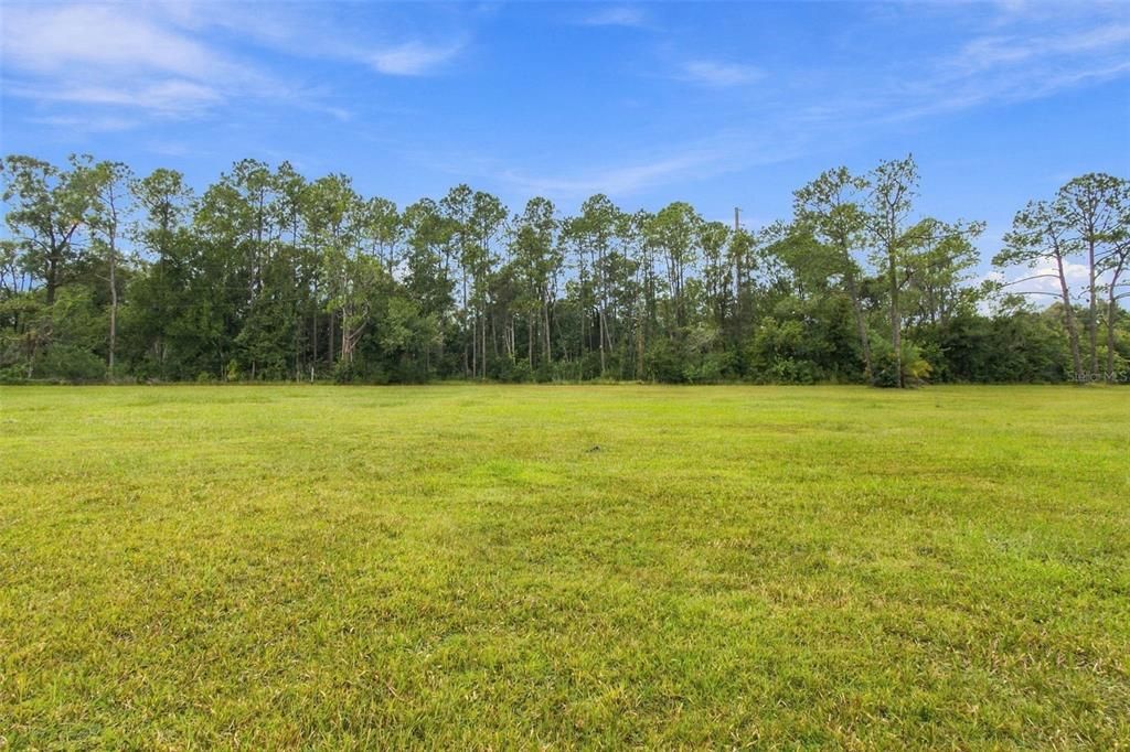 На продажу: $4,875,000 (6.60 acres)