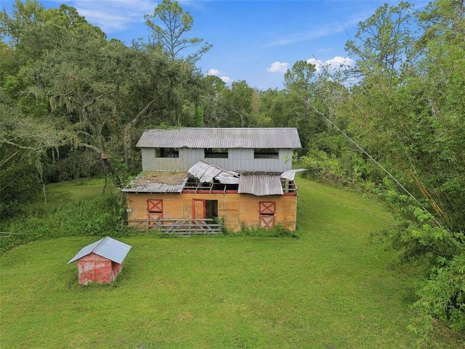 На продажу: $4,875,000 (6.60 acres)